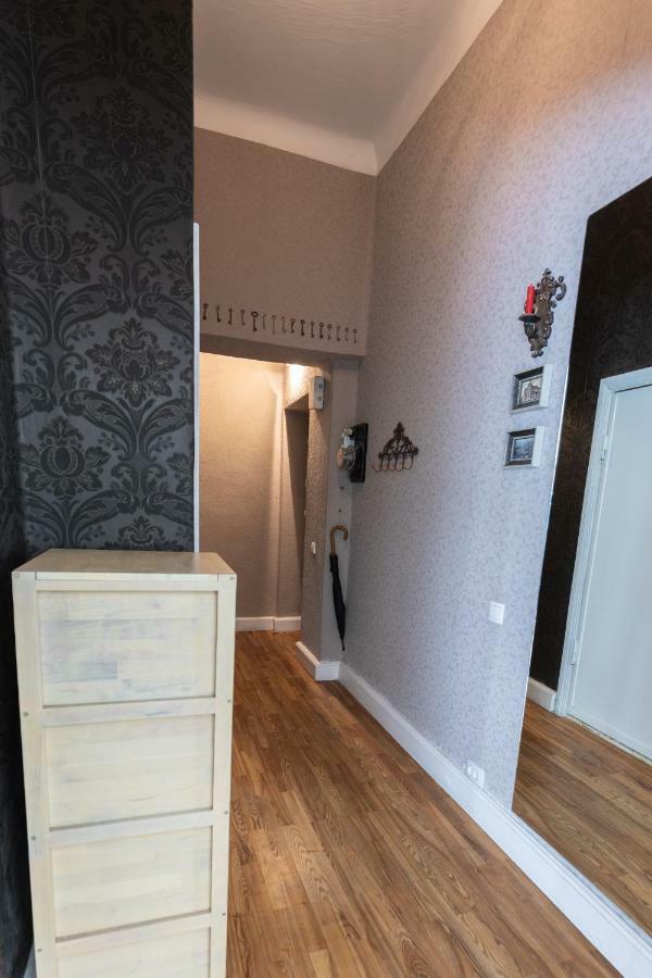 Modern 2-Room Flat In The City Center Šiauliai Exterior foto